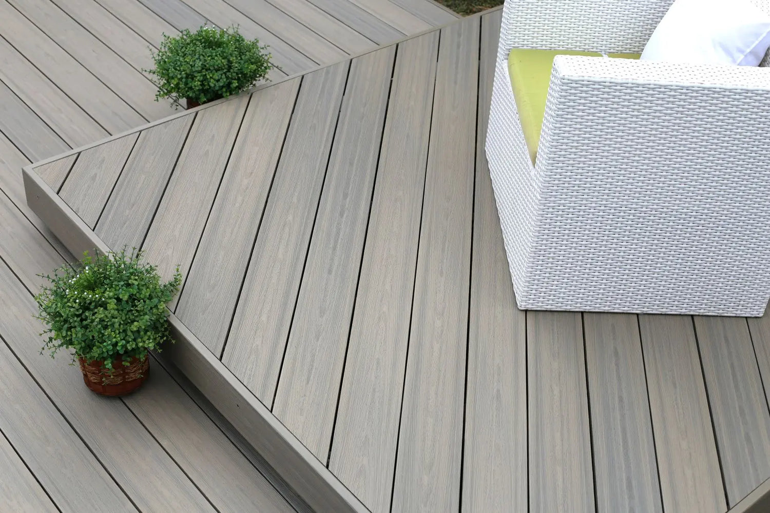 Ultrashield Essentials Composite Decking