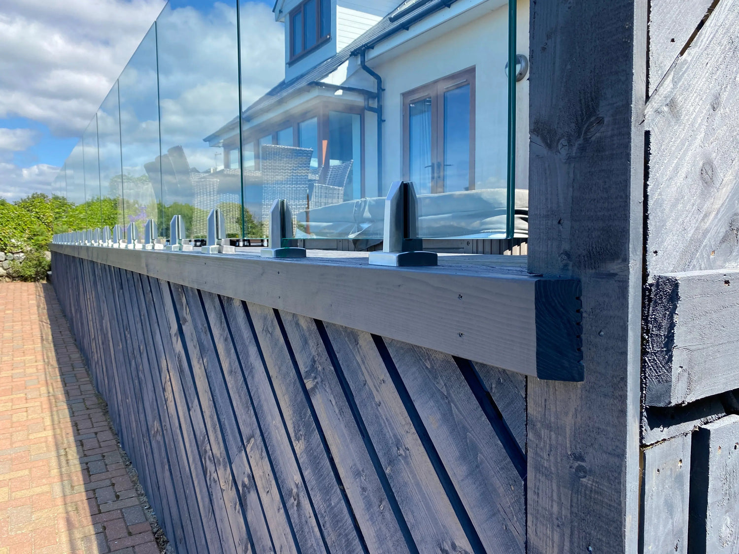 Stainless Steel Glass Spigots for Decking, Patios & Pools